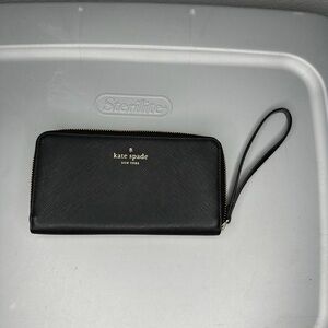 Kate Spade Black Wristlet Wallet BRAND NEW